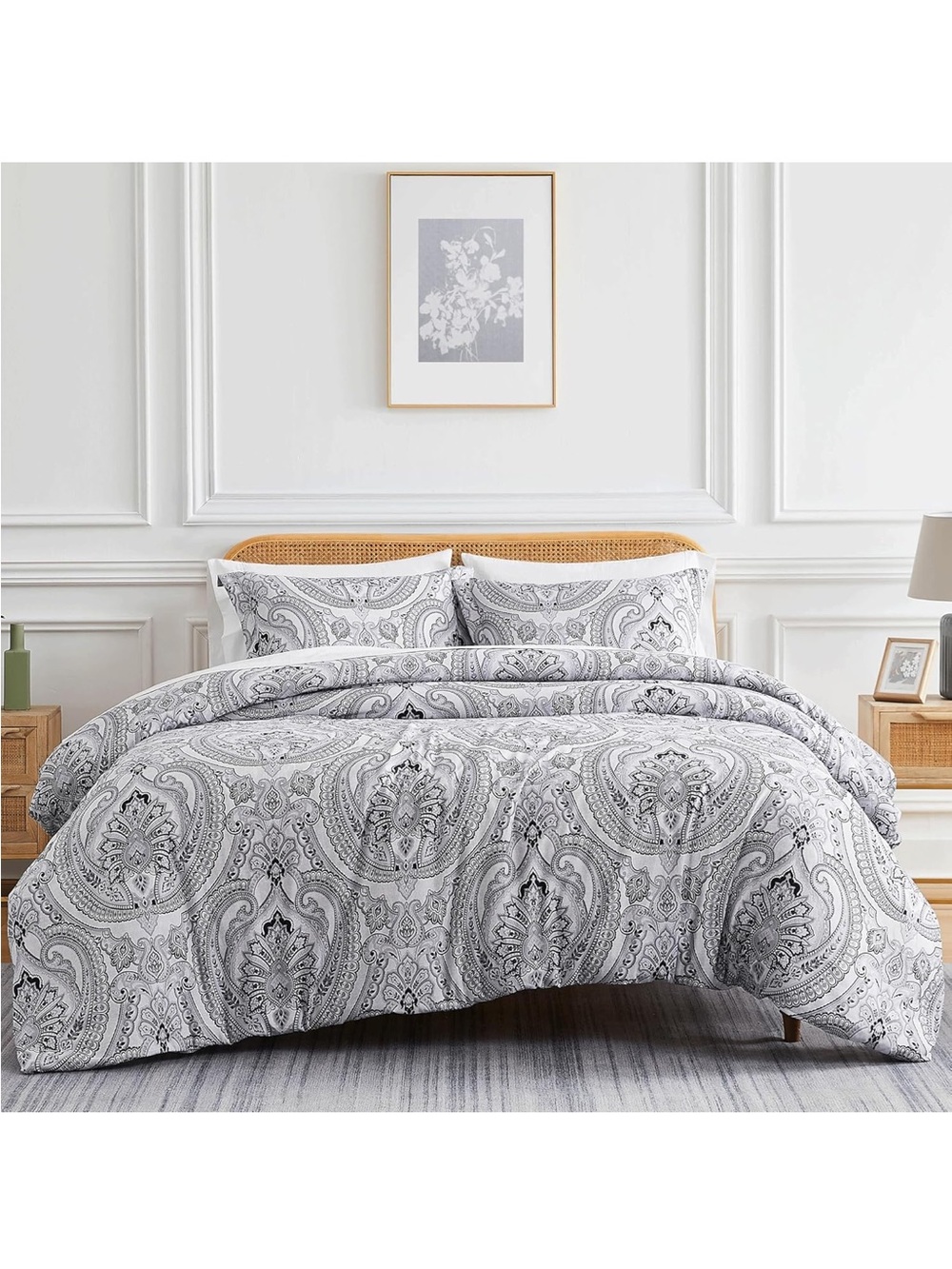 NEW Southshore Fine Living Hotel Quality Paisley Duvet Cover Set. 3 pieces.
